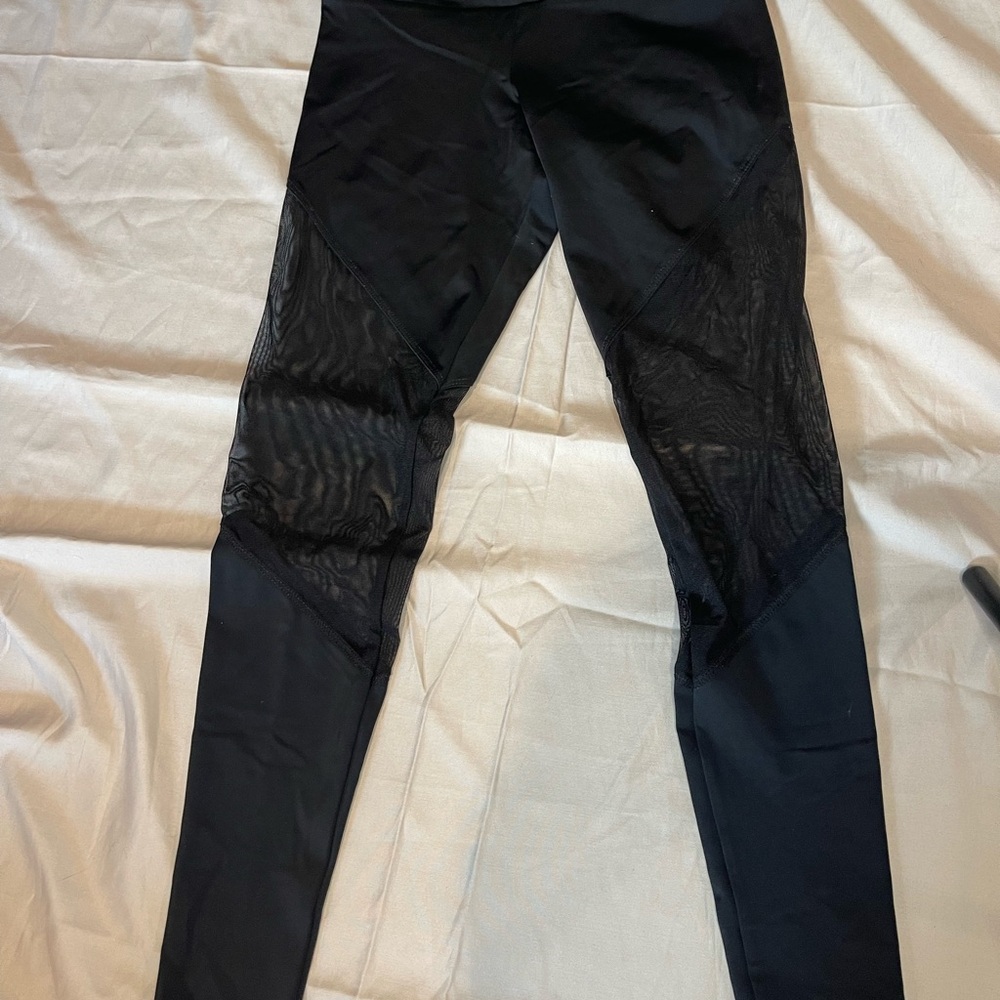 Onzie Charcoal Active Leggings